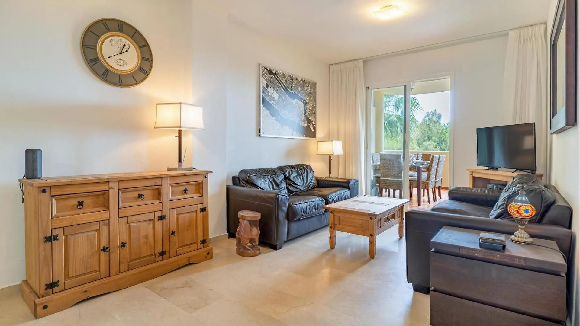 2 Bedroom Cozy Apartment In Manilva Espanha